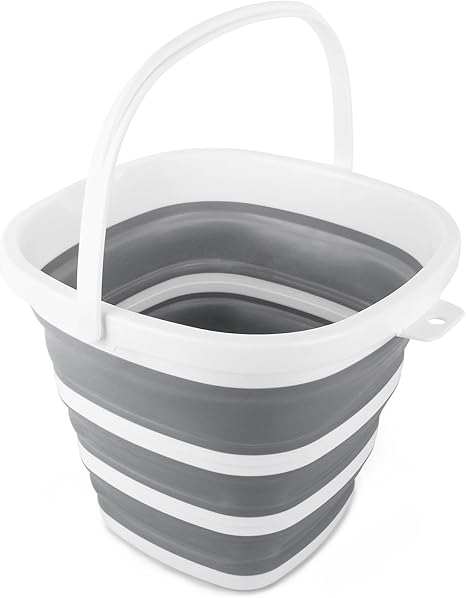 Convenient Folding Water Bucket